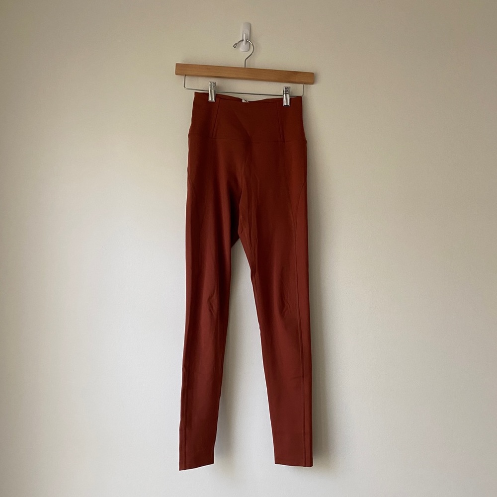 Girlfriend Collective full length compression legging in Sedona